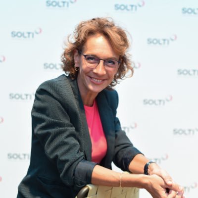 Eva Ciruelos